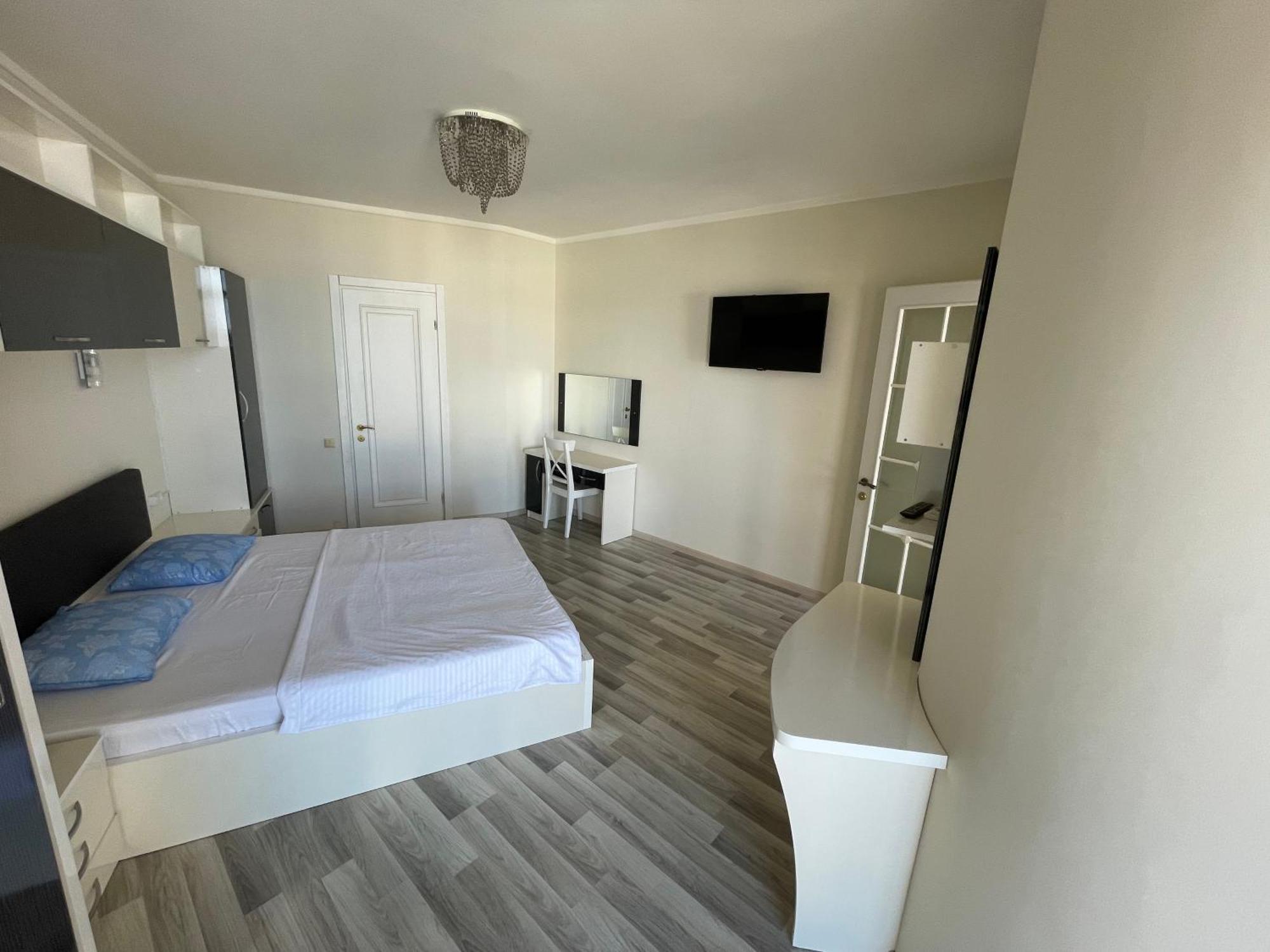 Sea View Apartment Батуми Экстерьер фото