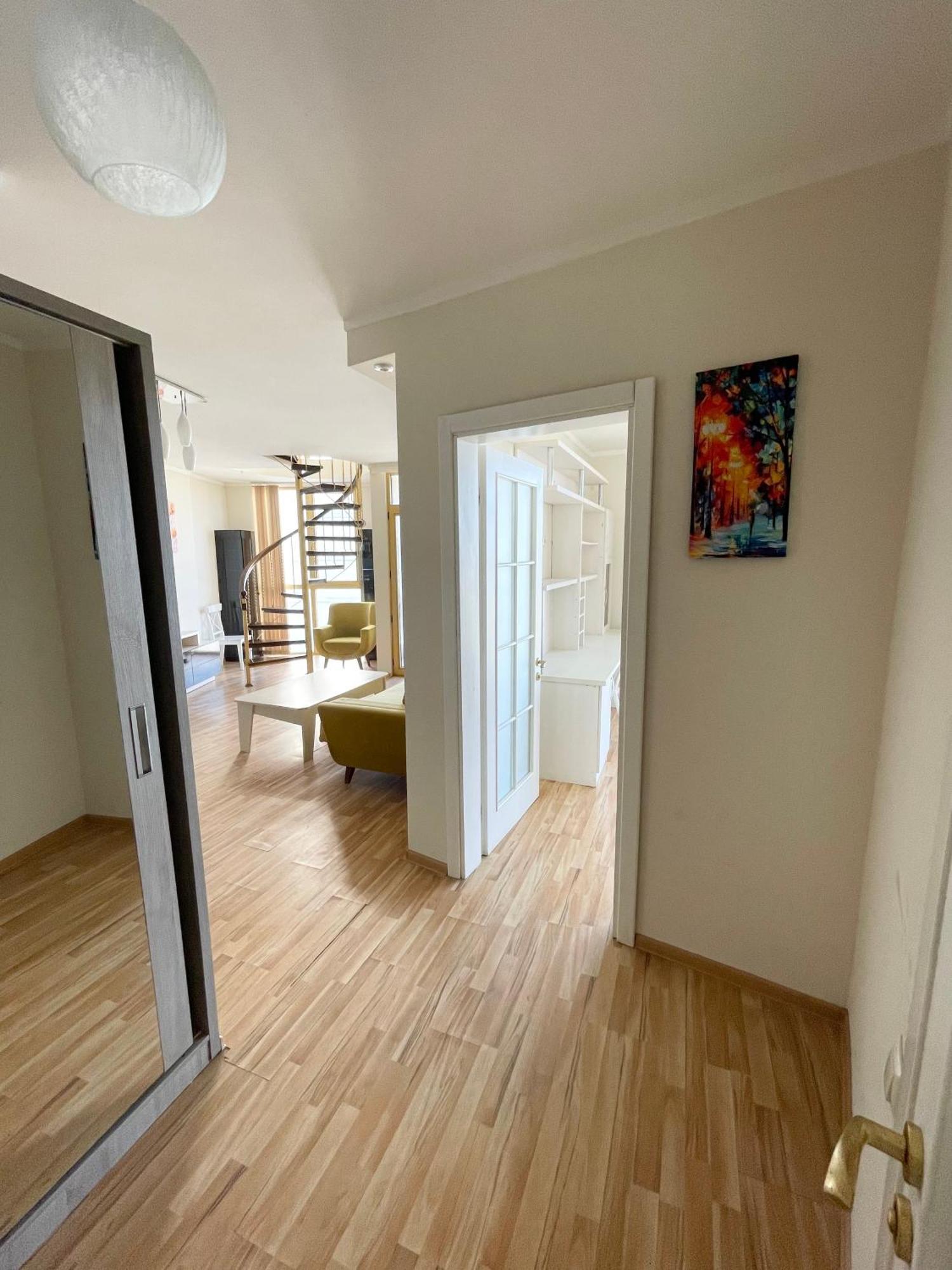 Sea View Apartment Батуми Экстерьер фото
